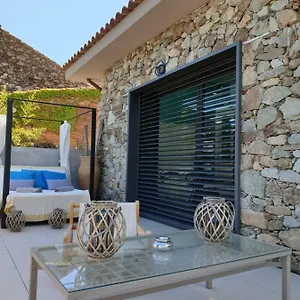 Mas De La Petite Jeanne Apartment